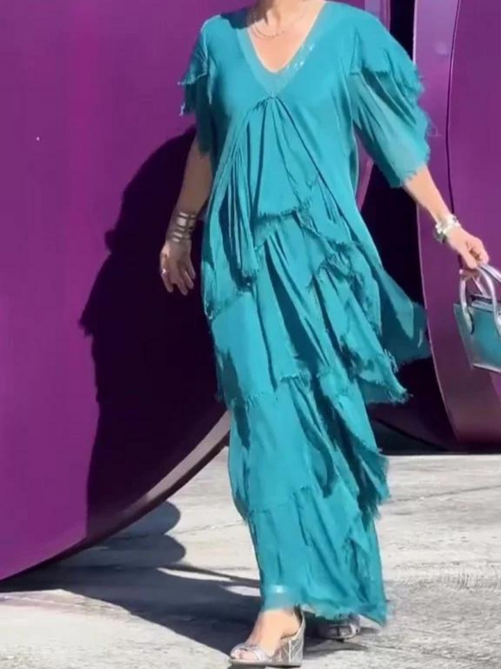 SAVANE | Lange Vloeiende Jurk met Elegante V-Hals