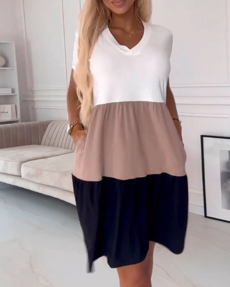 LILYA | Casual Zomerjurk met Korte Mouwen en Color Block Design