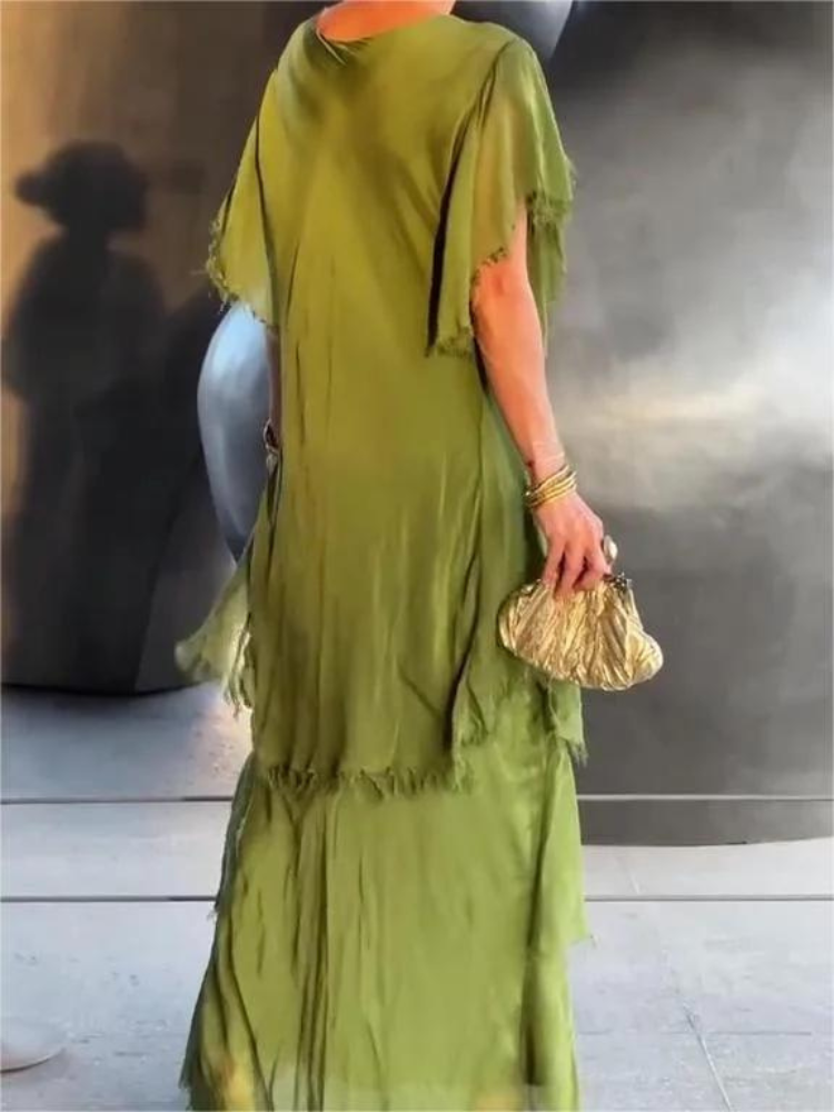 SAVANE | Lange Vloeiende Jurk met Elegante V-Hals