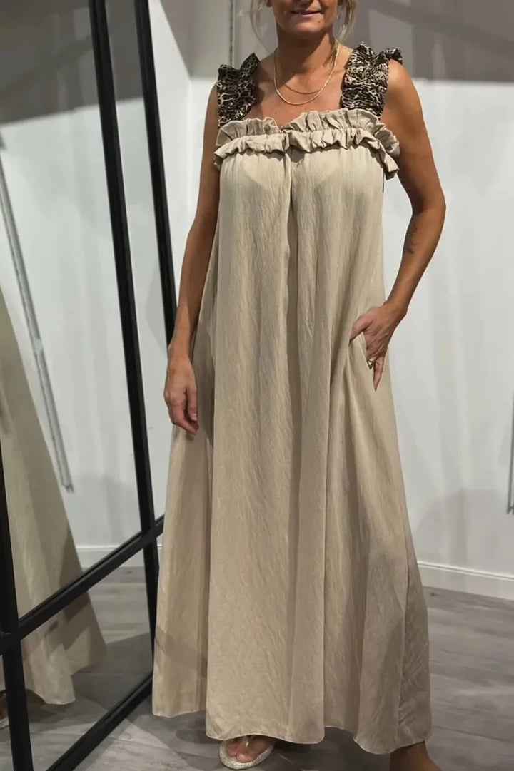 Helen – Gedurfde en elegante jurk met luipaardprint