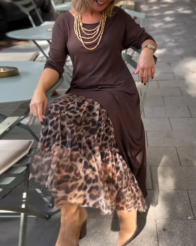 RAFFAELLA | Asymmetrische Jurk met Lange Mouwen en Tulle Effect Rok voor een Chique en Unieke Look
