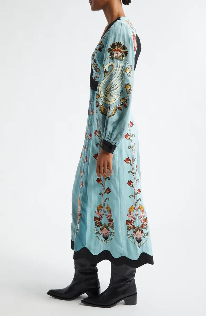 Lunaria™ | Vrouwelijke Midi Jurk, Flatterend en Verfijnd voor een Elegante Stijl van Dag tot Nacht